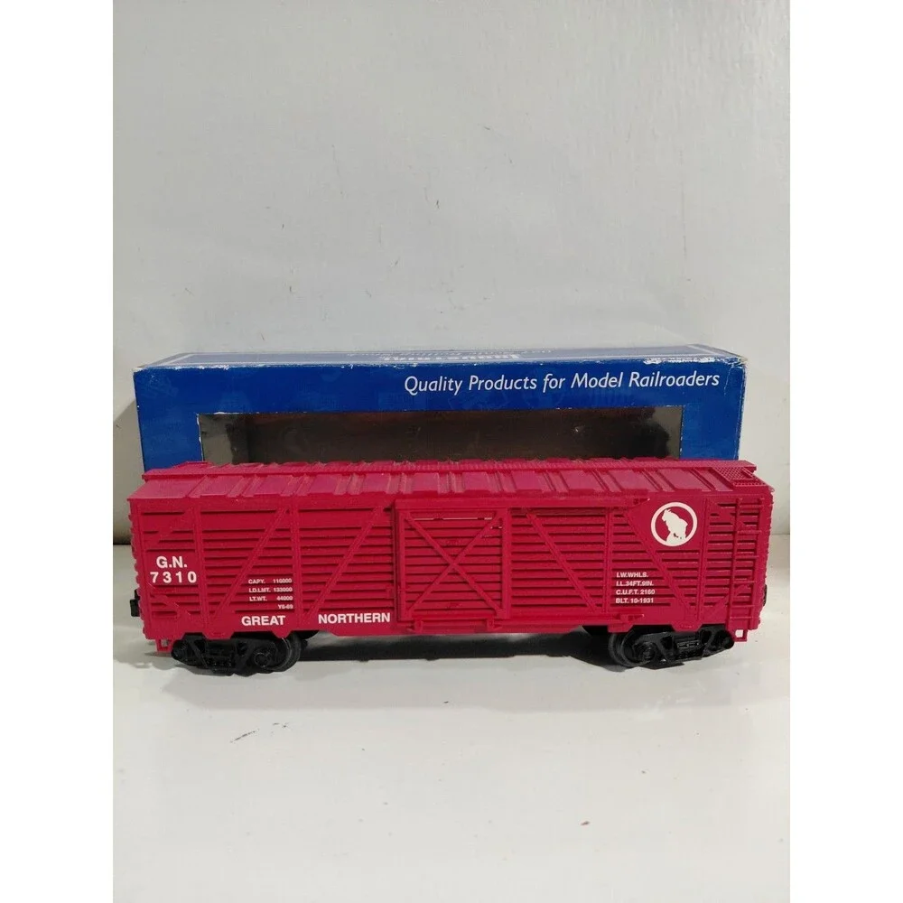 Industrial Rail 3002 O Gauge Model Railroad Great Northern Cattle Car w/Box